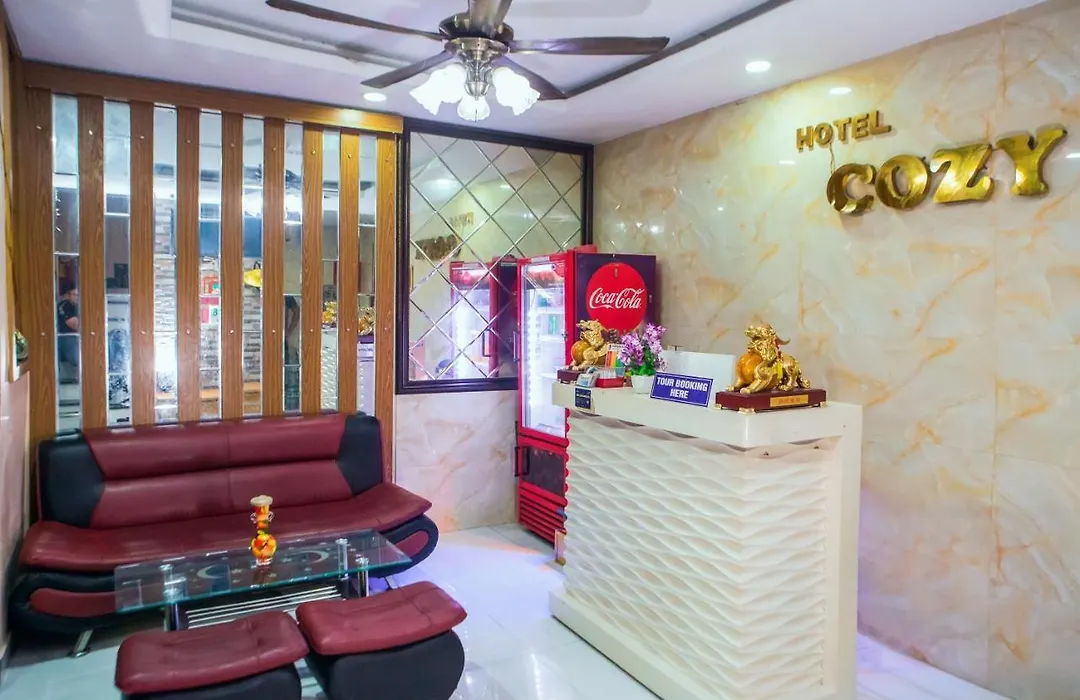 Cozy Hotel-1